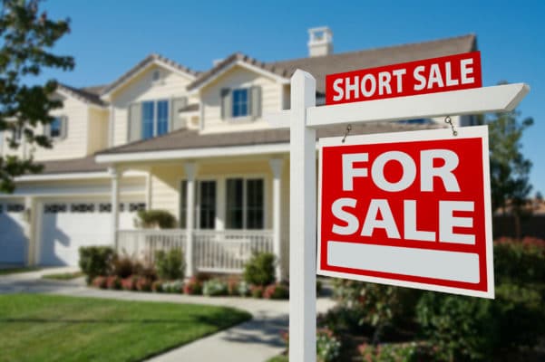 Avoiding Foreclosure with the Help of a Lawyer